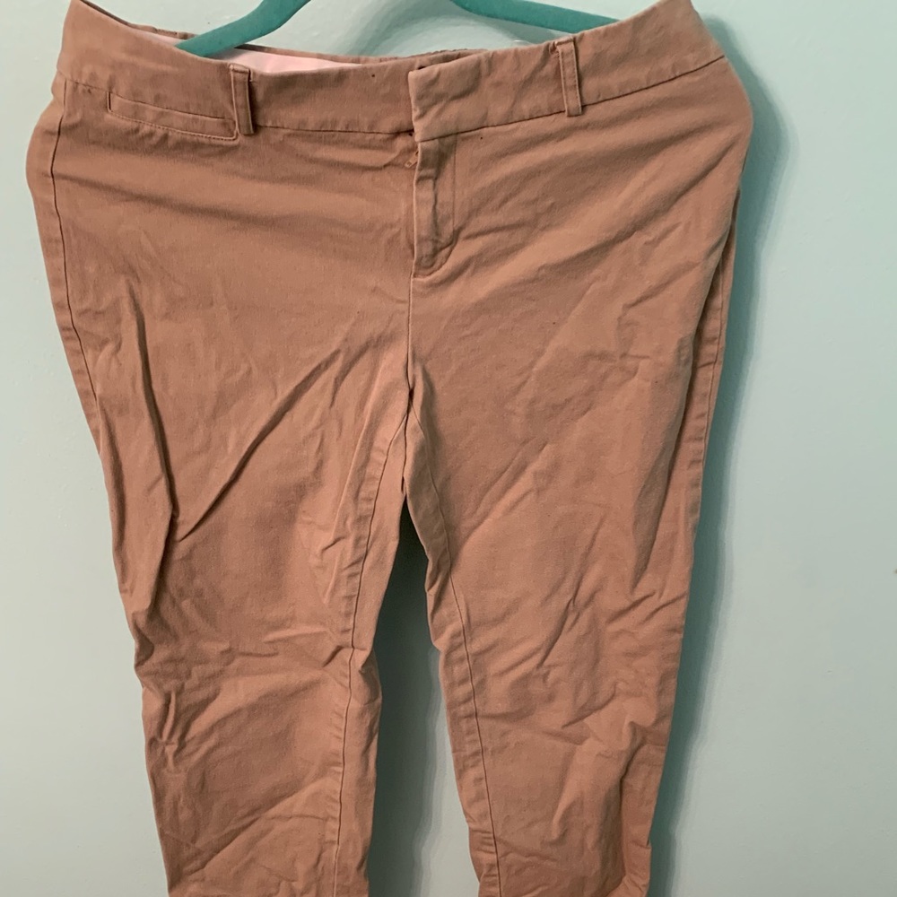 Women’s capris size 6 Crown & Ivy brand